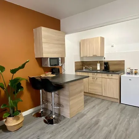 Confort Centre Apartment *